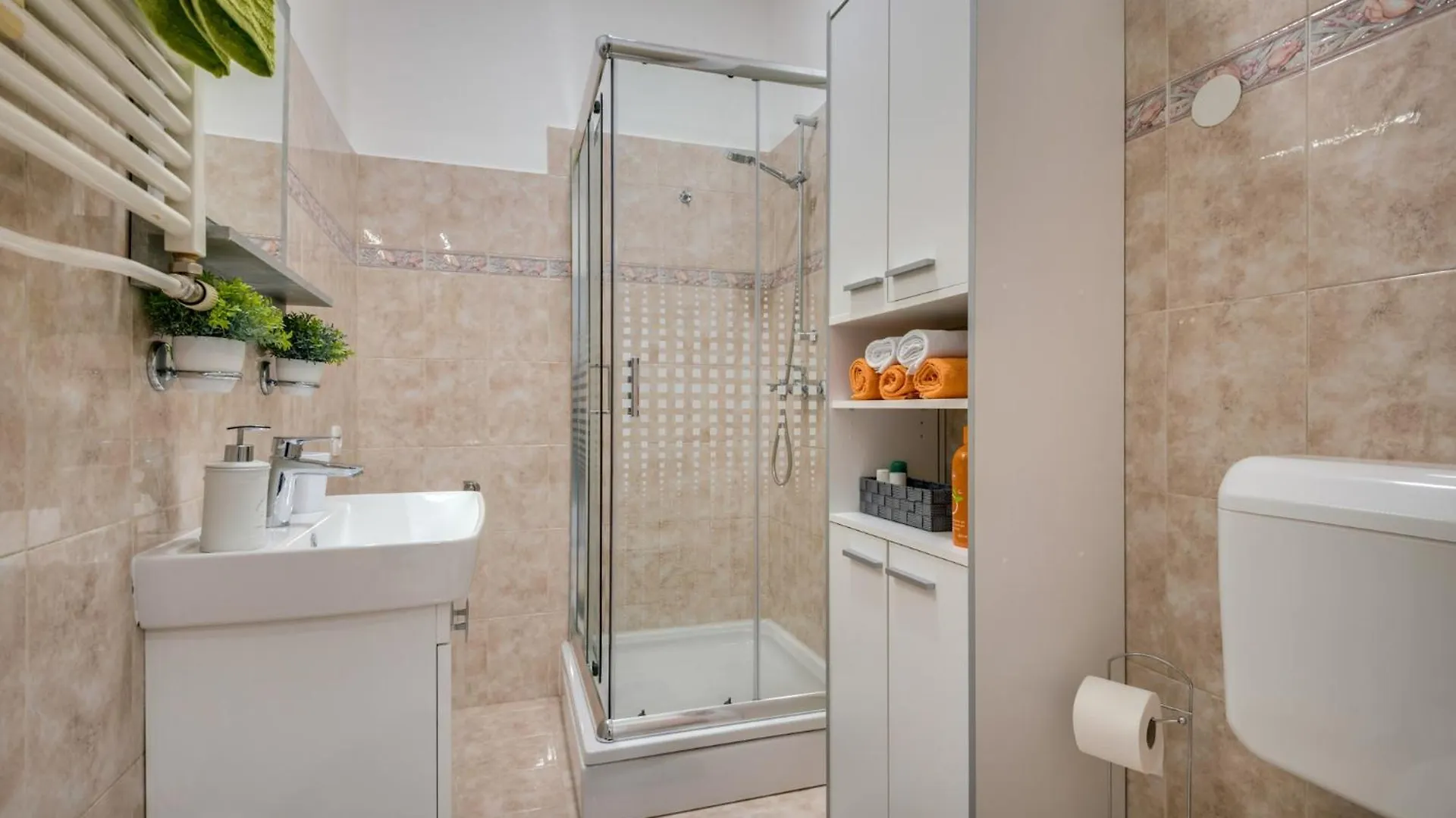 Apartment Sorelle Fiume 0*, Ριέκα